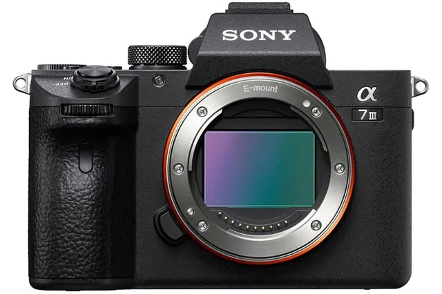 Alquiler de Sony Alpha 7 Mark III en Taboadela